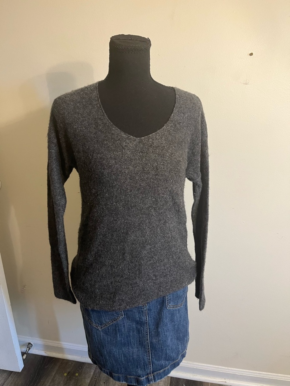 GAP Dark Charcoal with Metallic Silver V-Neck Sweater
